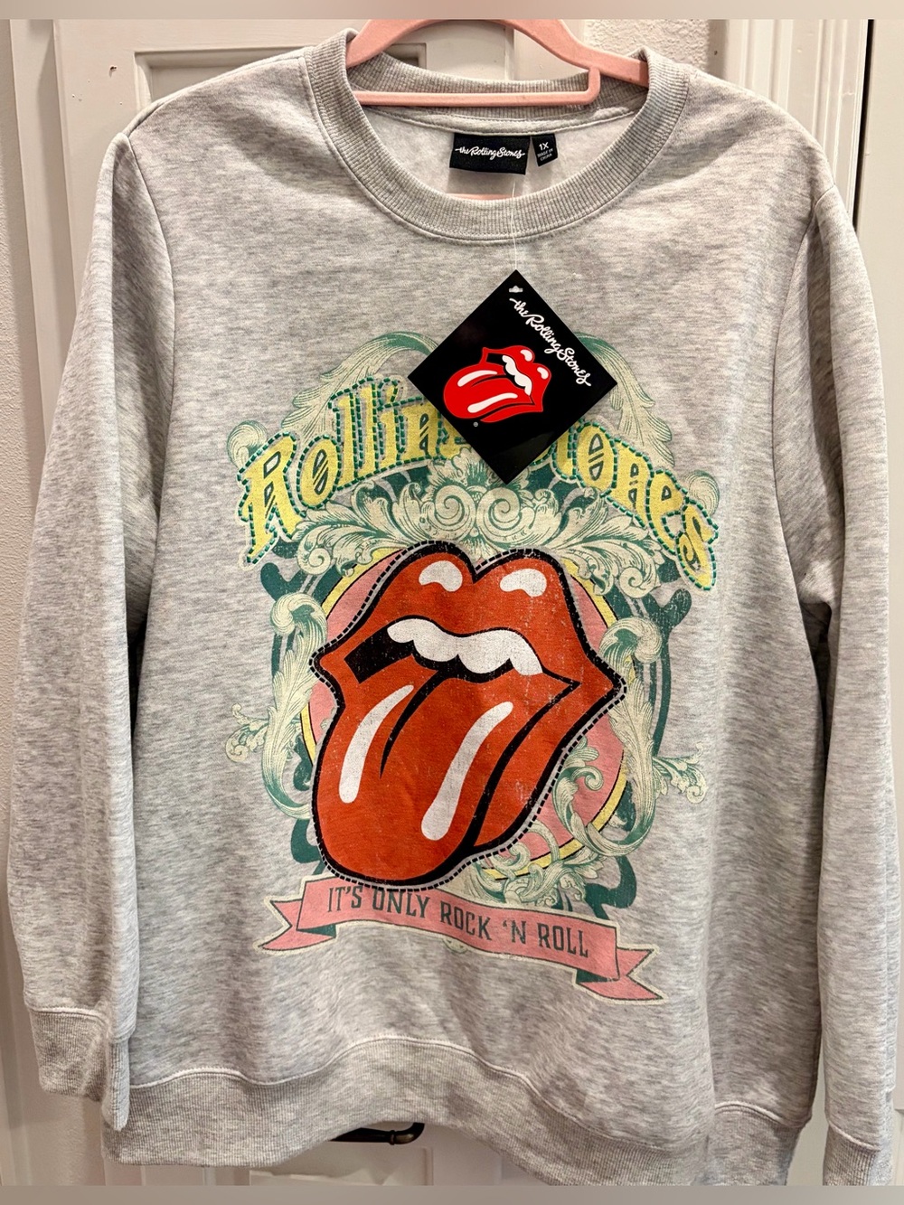 NWT THE ROLLING STONES Light Gray Women’s Sweatshirt Size 1X